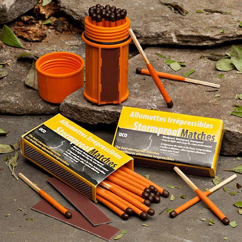 Waterproof Ribbed Case (Comes with 25 Stormproof Matches)