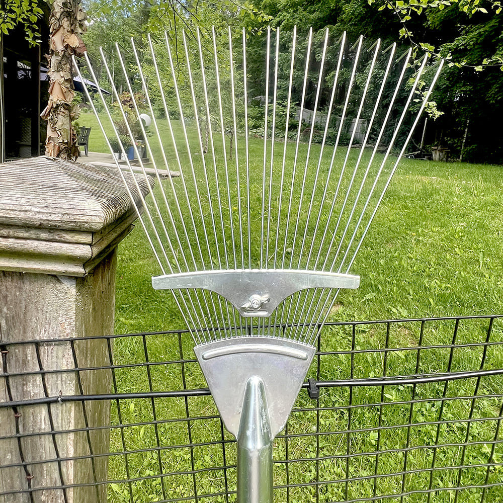 Versatile, Adjustable Collapsing Rake