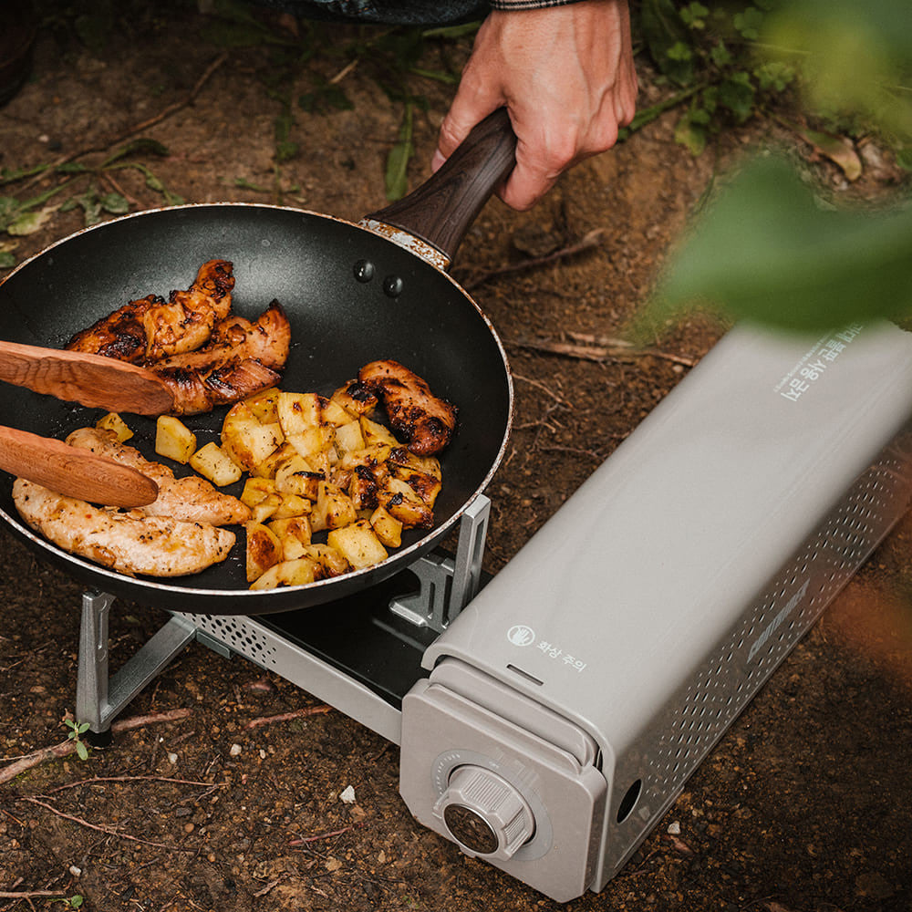 Ingenious Compact Camping Stove