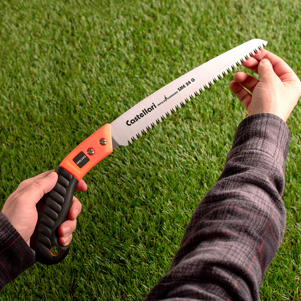 Precise Pruning Handsaw with Protective Sheath