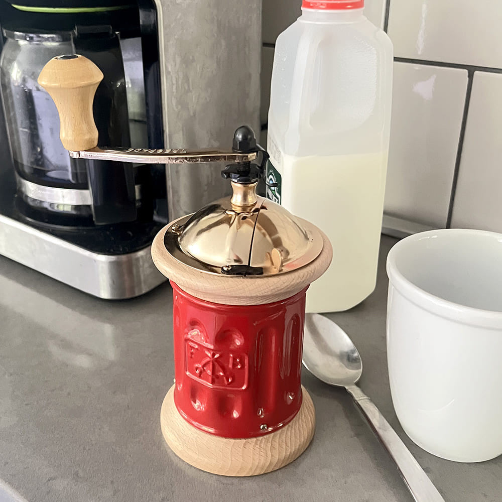 Italian-Made Conical Burr Mill Grinder