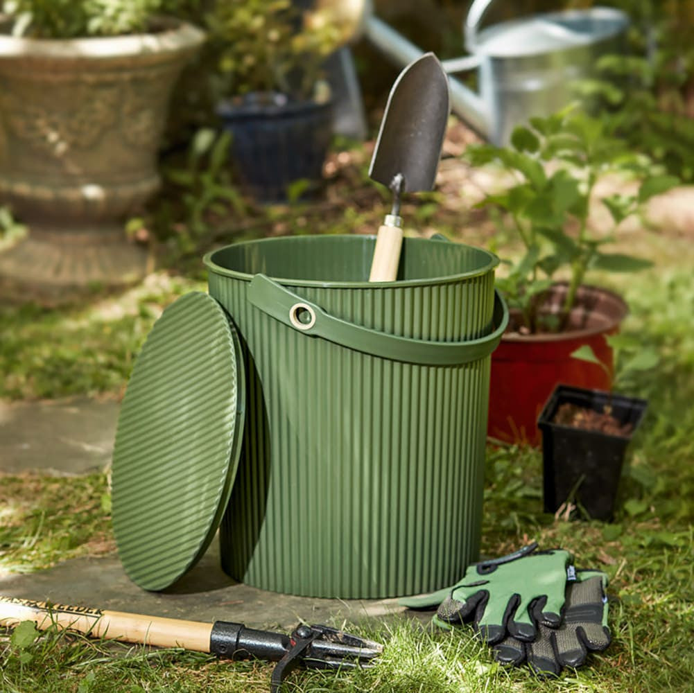japanese garden tool set Modern Japanese Garden Bucket