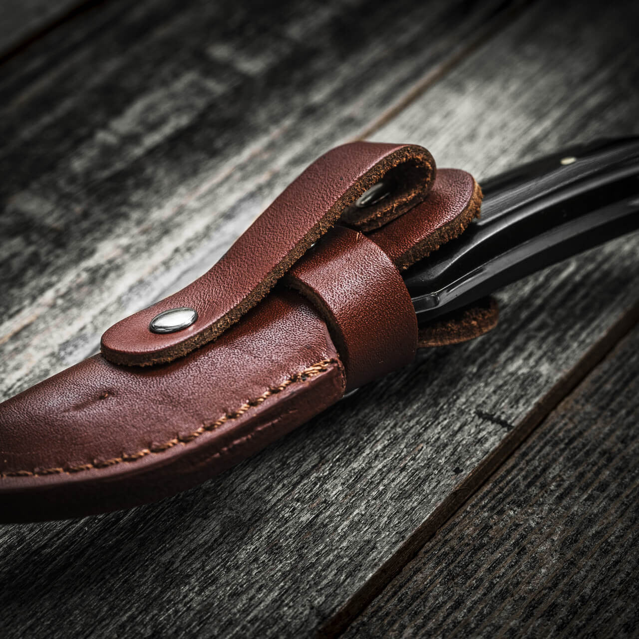 Short Damascus Fixed-Blade Knife