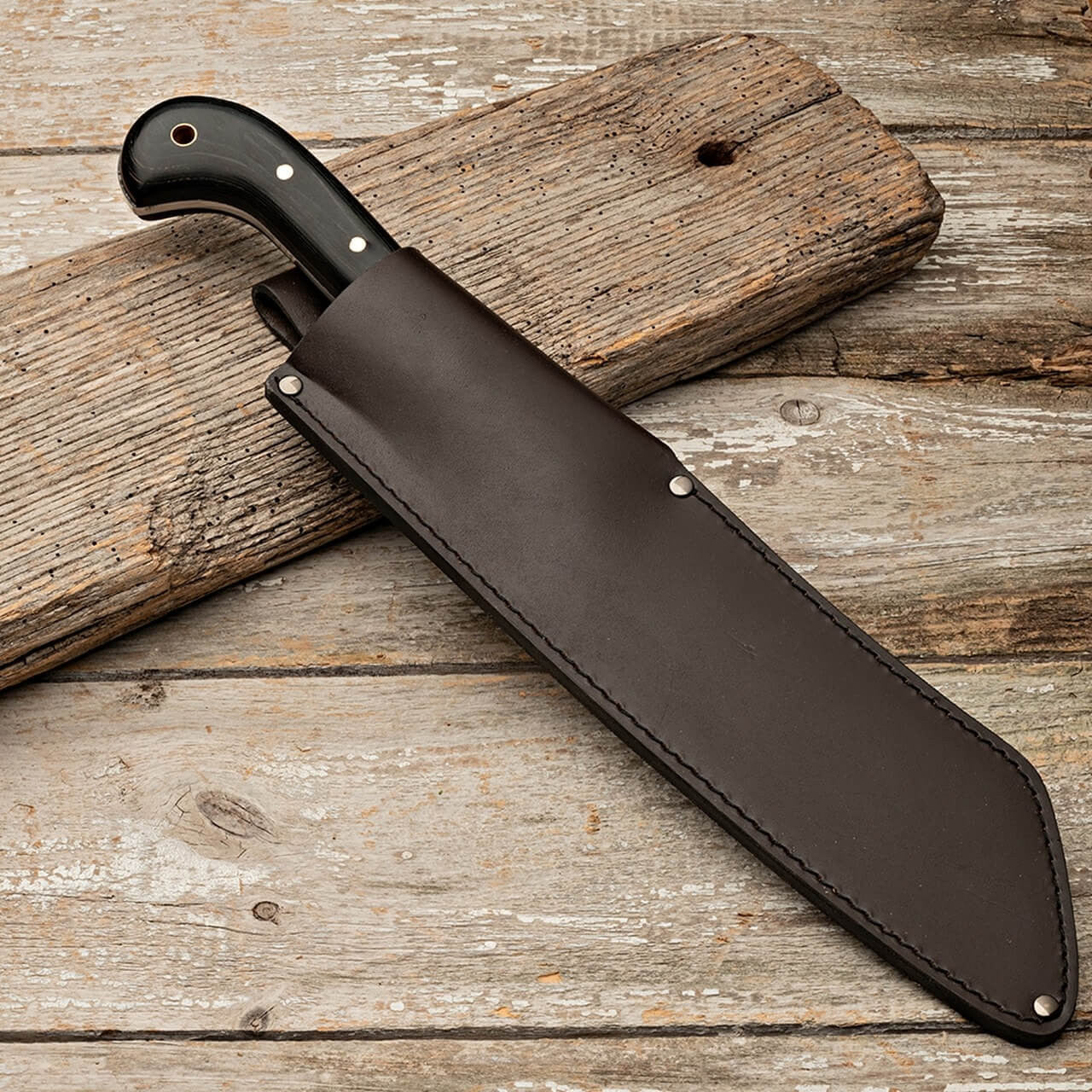 The Perfect Balanced Short Bladed Machete