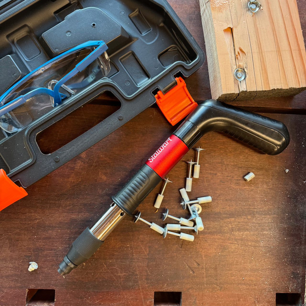 Stalwart Manual Nail Gun Tool Kit