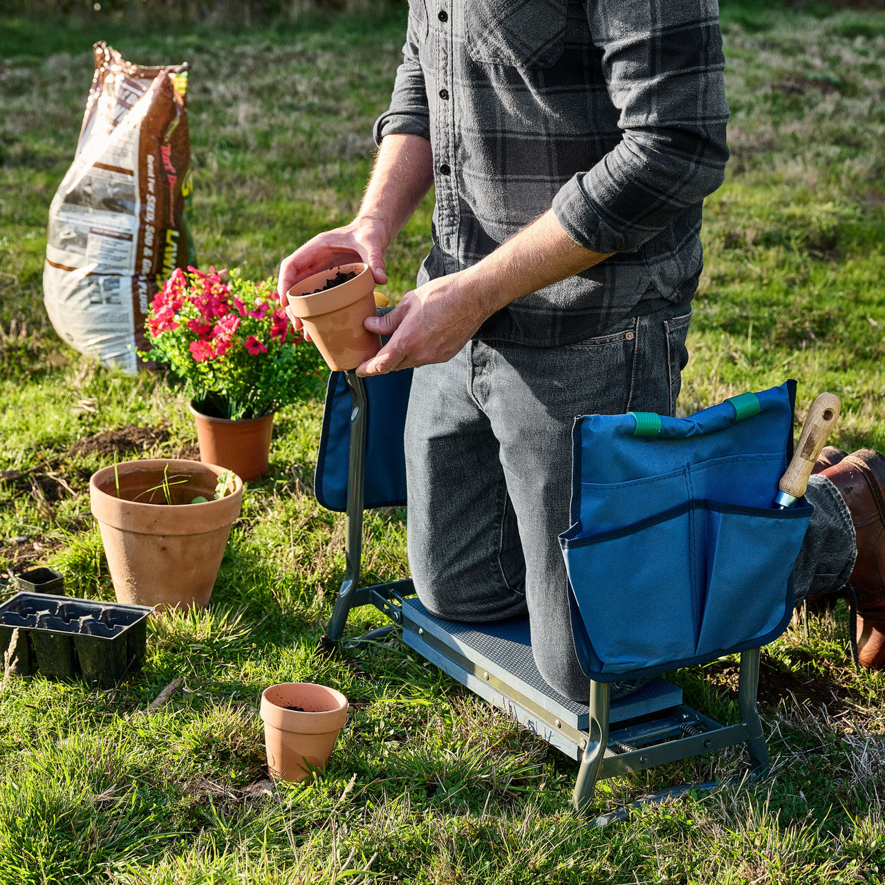 Portable Bench & Kneeler, Navy