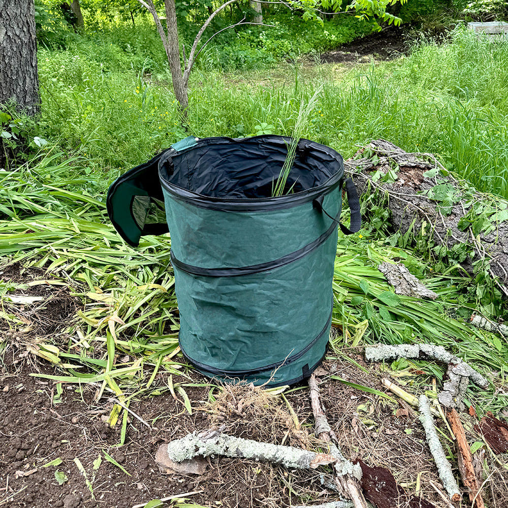 All-Purpose Convenient, Collapsible Trash Can