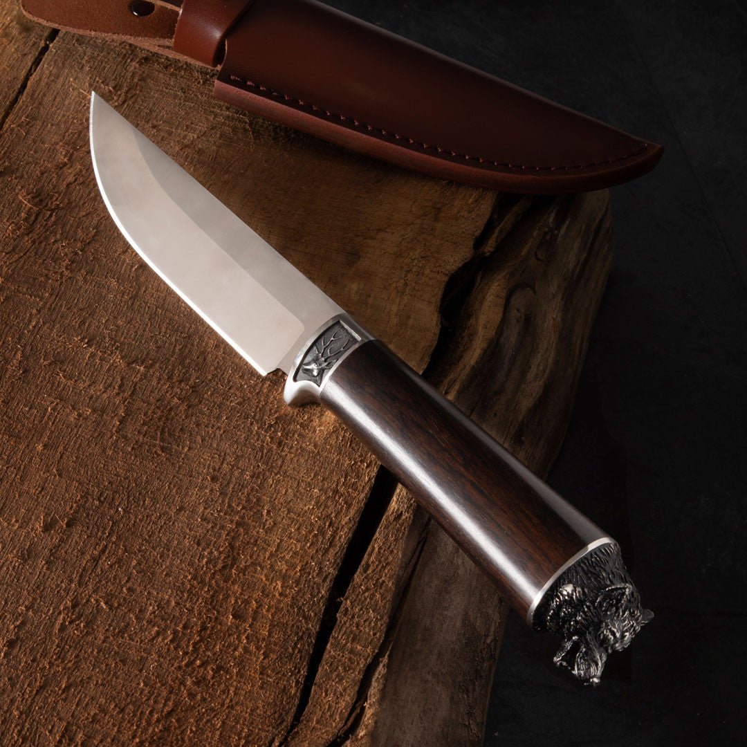 Wolf-Pommel Hunting Knife