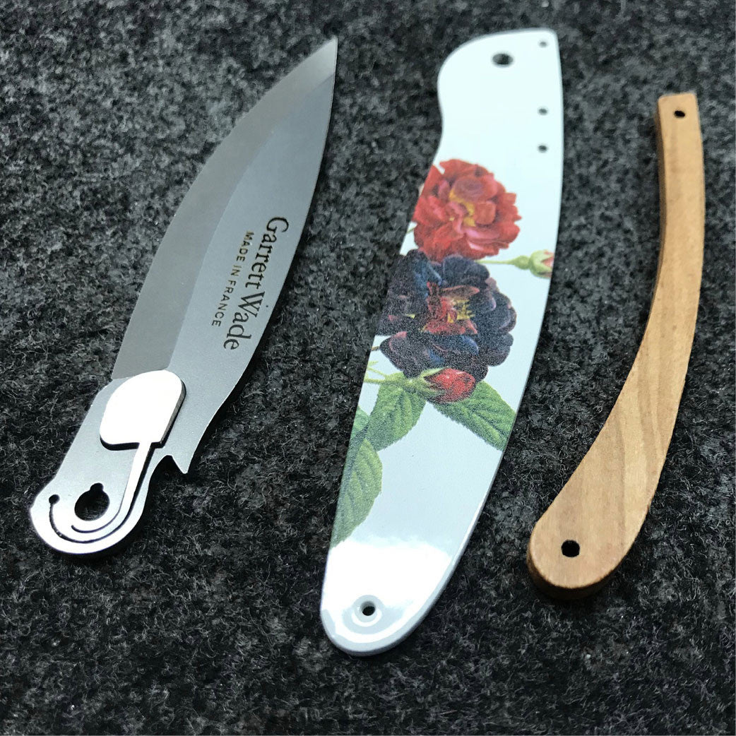 Flower Design Folding Knife