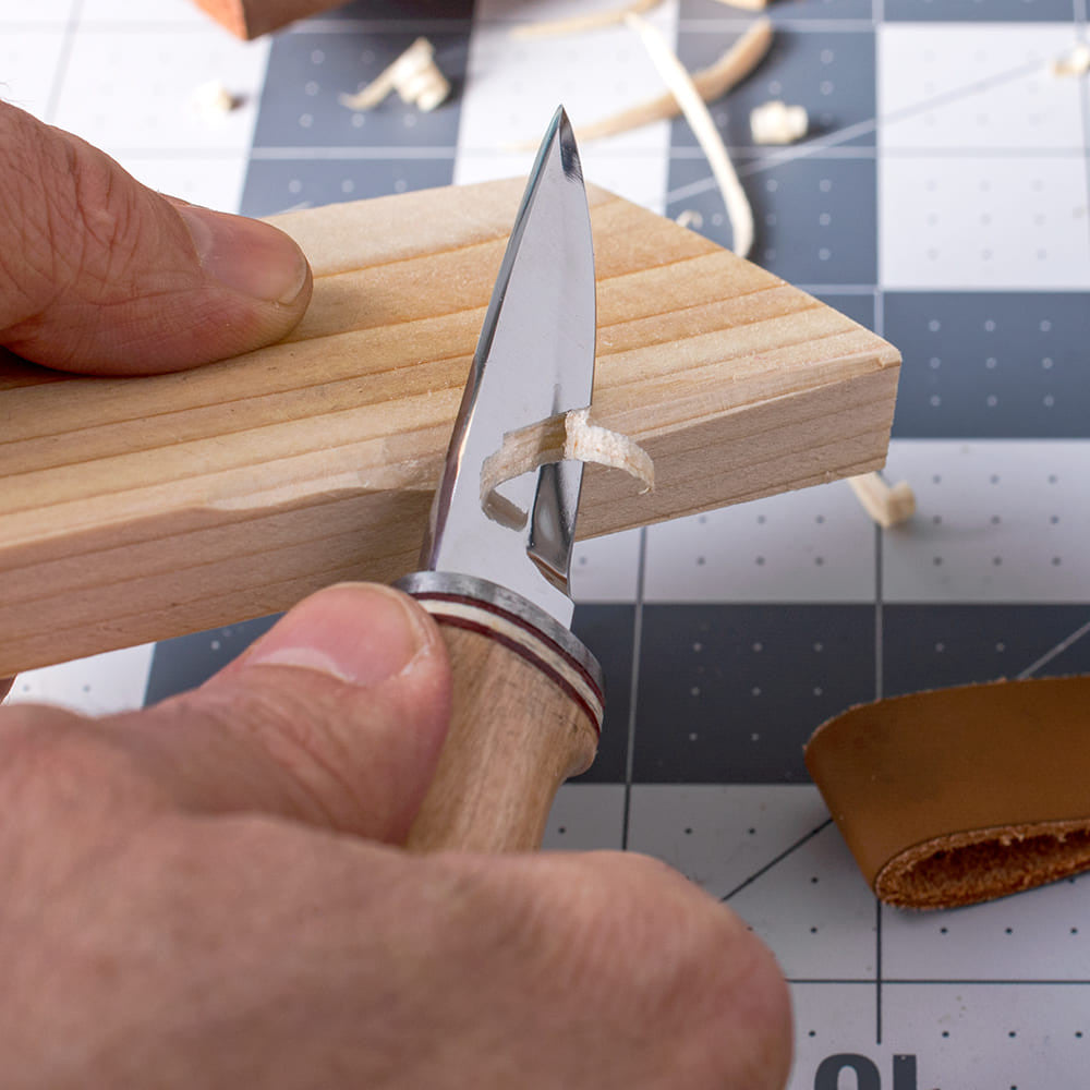 Dexterous Whittlers Carving Knife