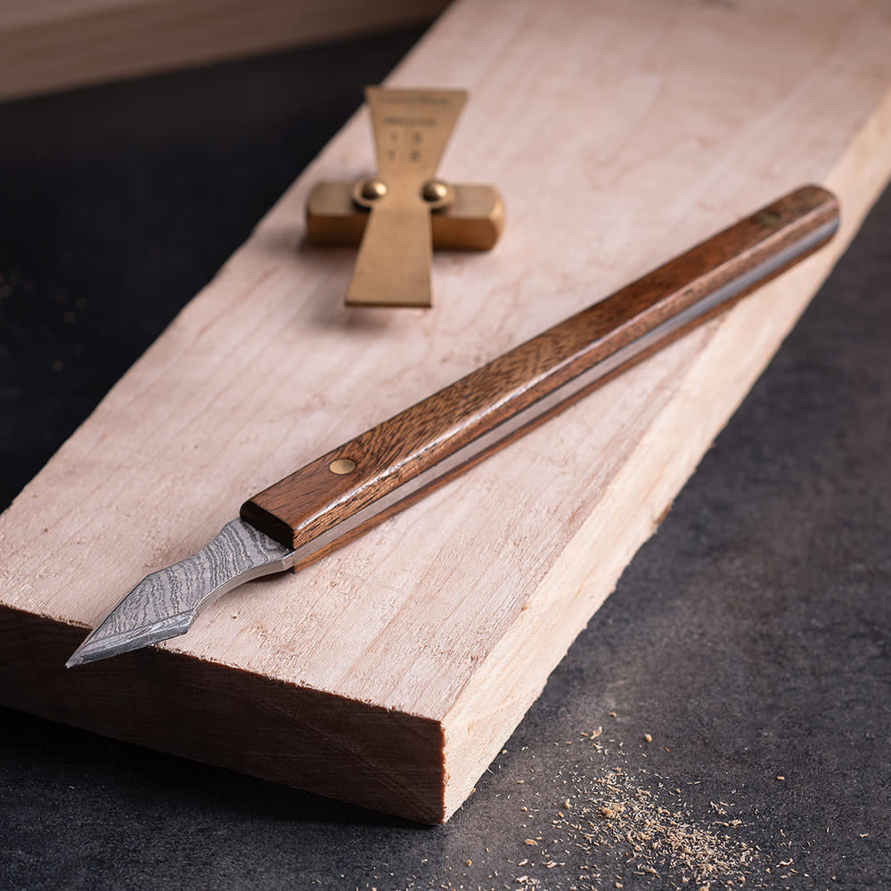 Rosewood Handle Damascus Marking Knife