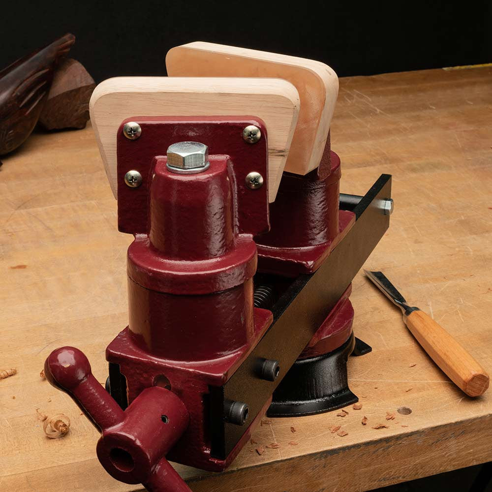 Exceptionally Flexible Workbench Vise