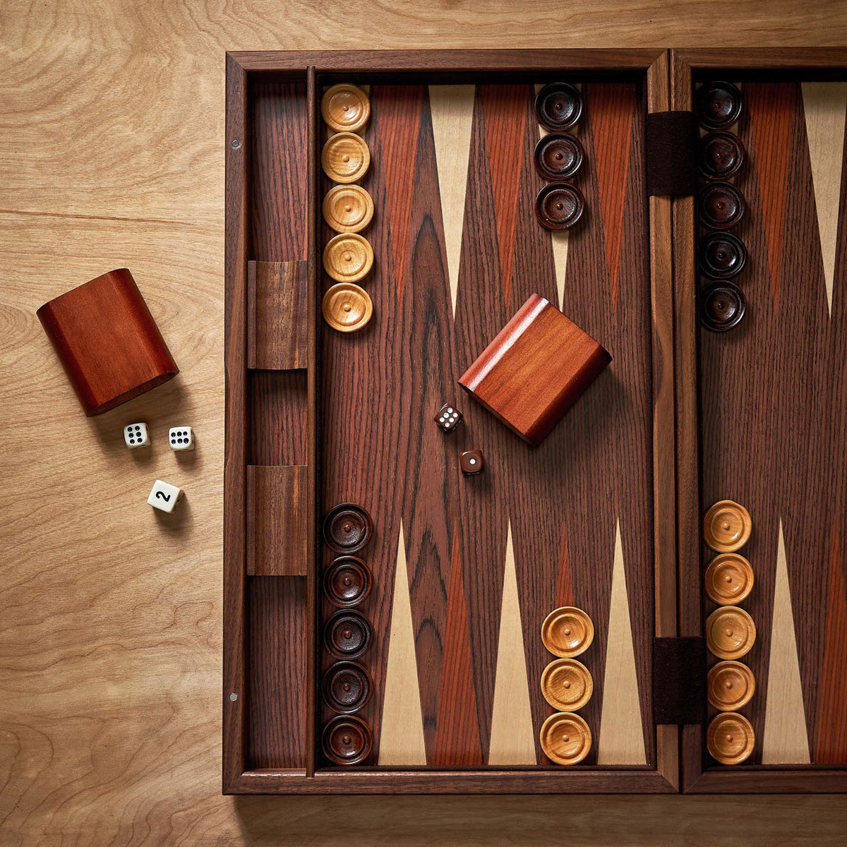 Lot De Backgammon Neuf – Jeu De Société Classique