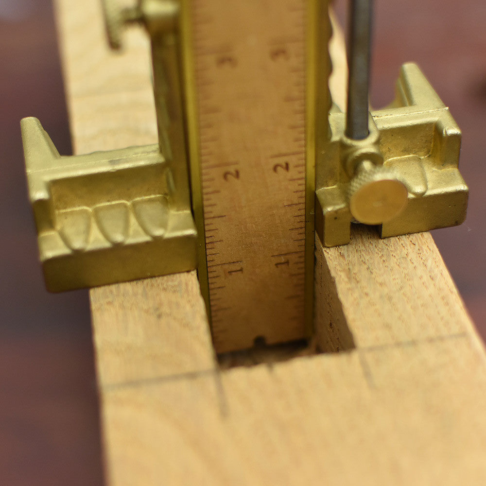 Garrett Wade Odd-Job with 6" Rule