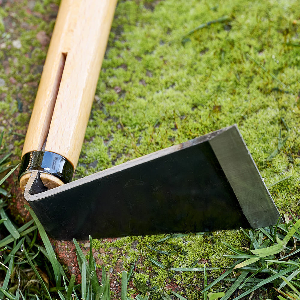 Sharp and Precise Japanese Hand Hoe