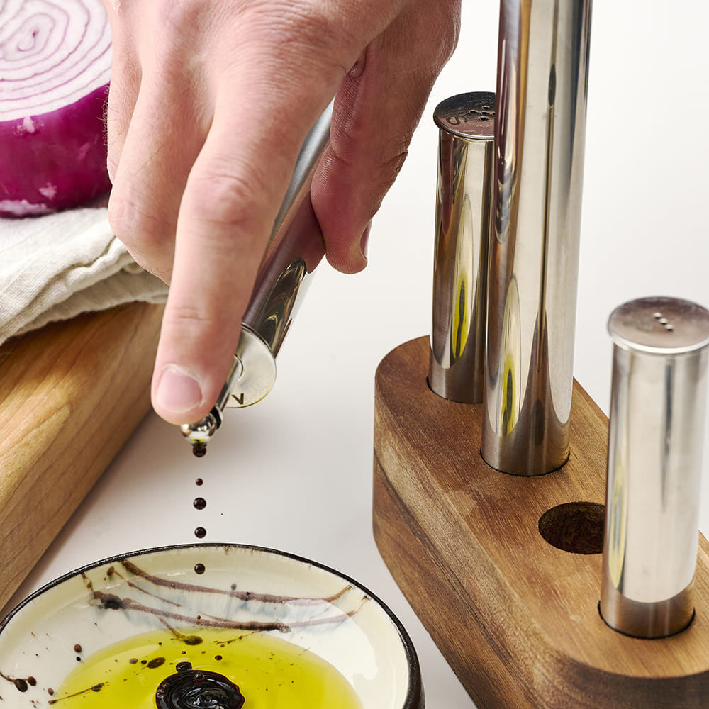 Modern Oil, Vinegar, and Salt & Pepper Set