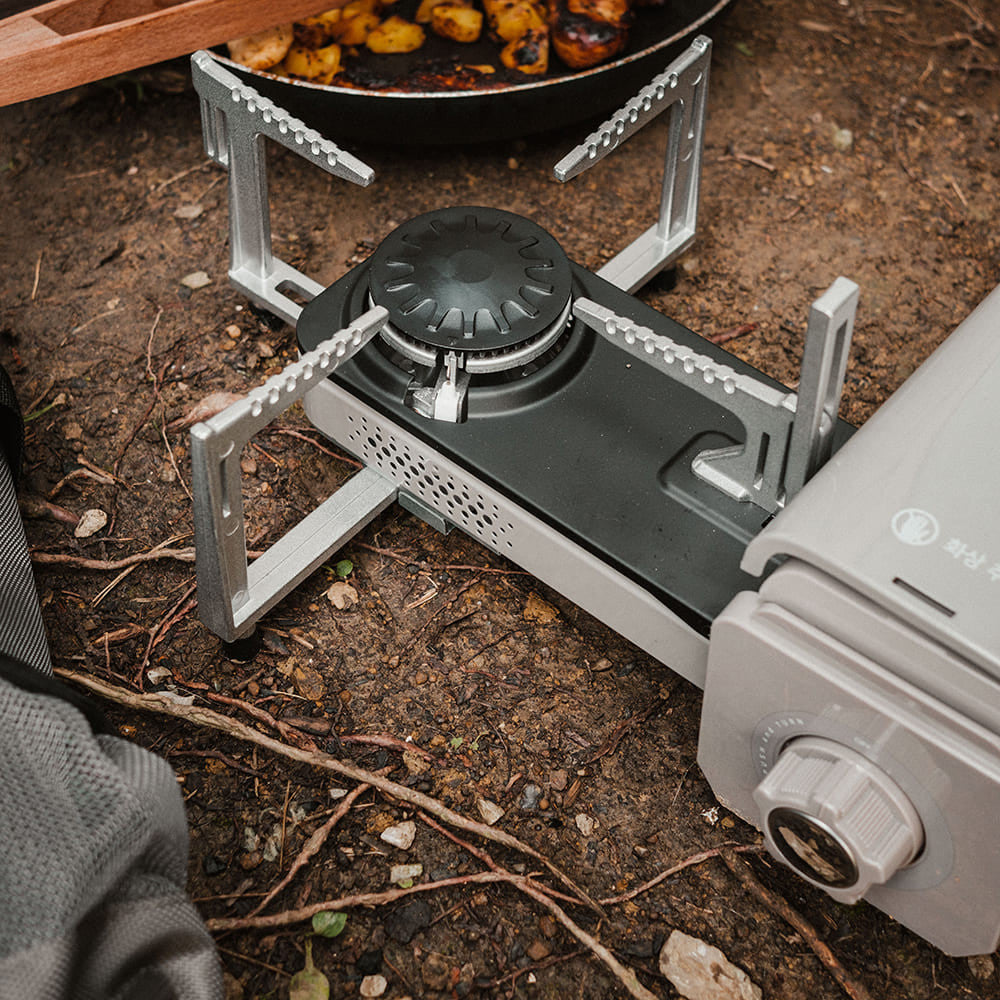 Ingenious Compact Camping Stove