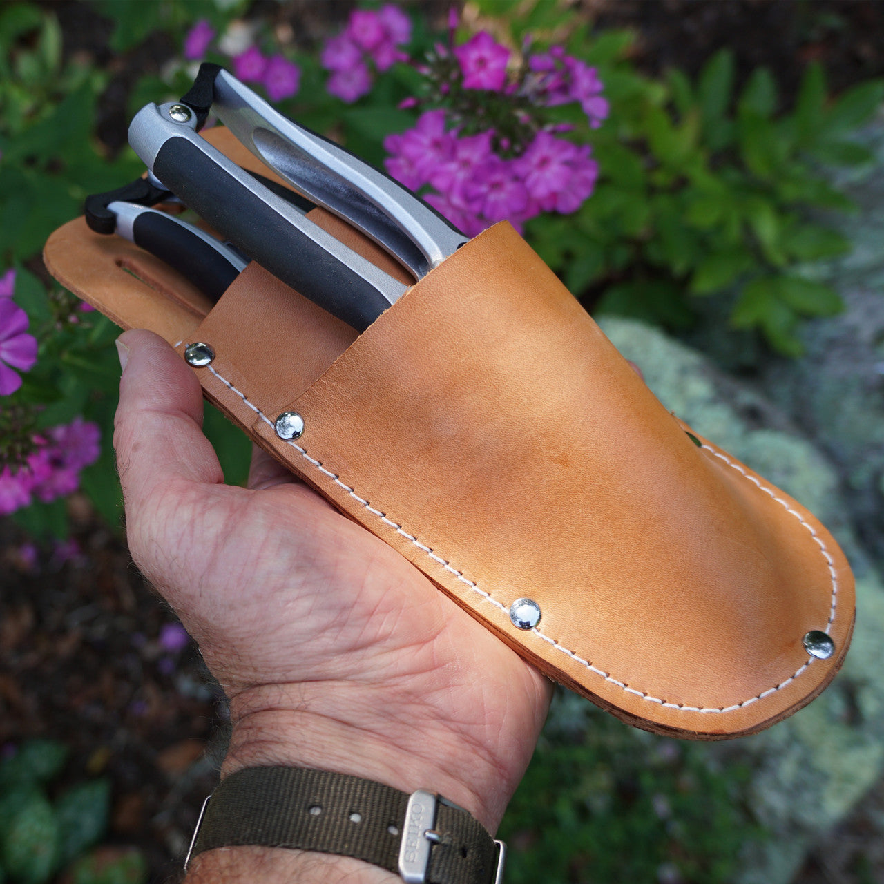 Bypass & Flower Pruner Set with Leather Sheath