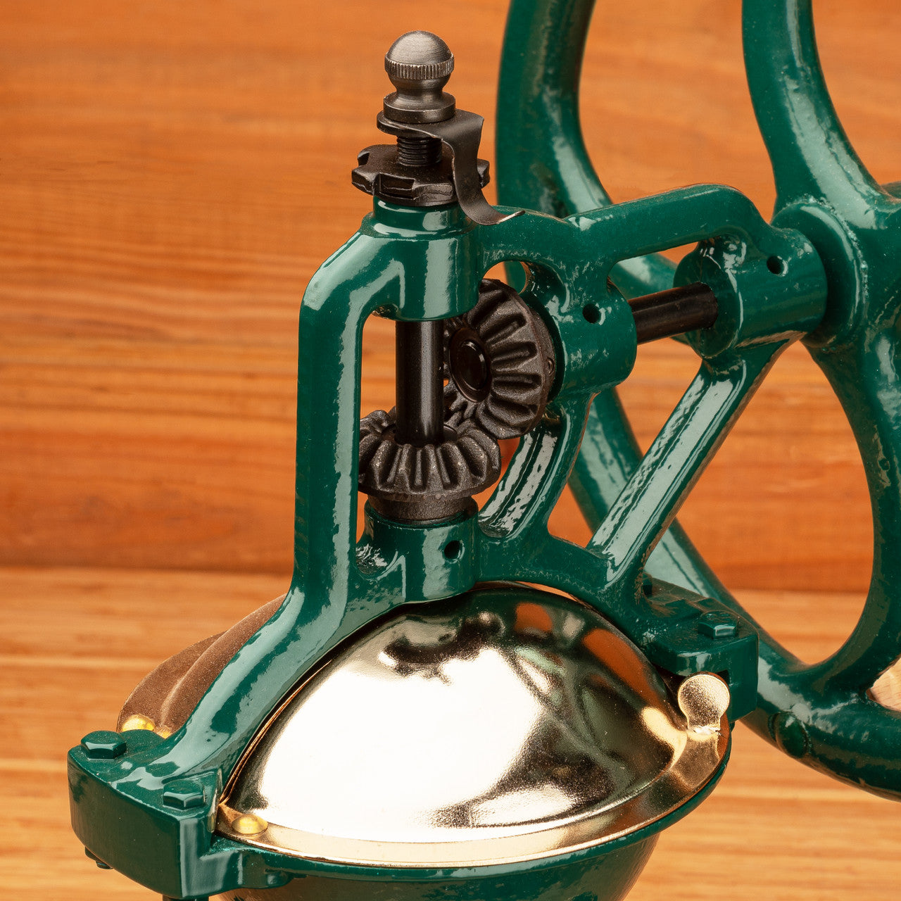 Large Italian Coffee Grinder - Green