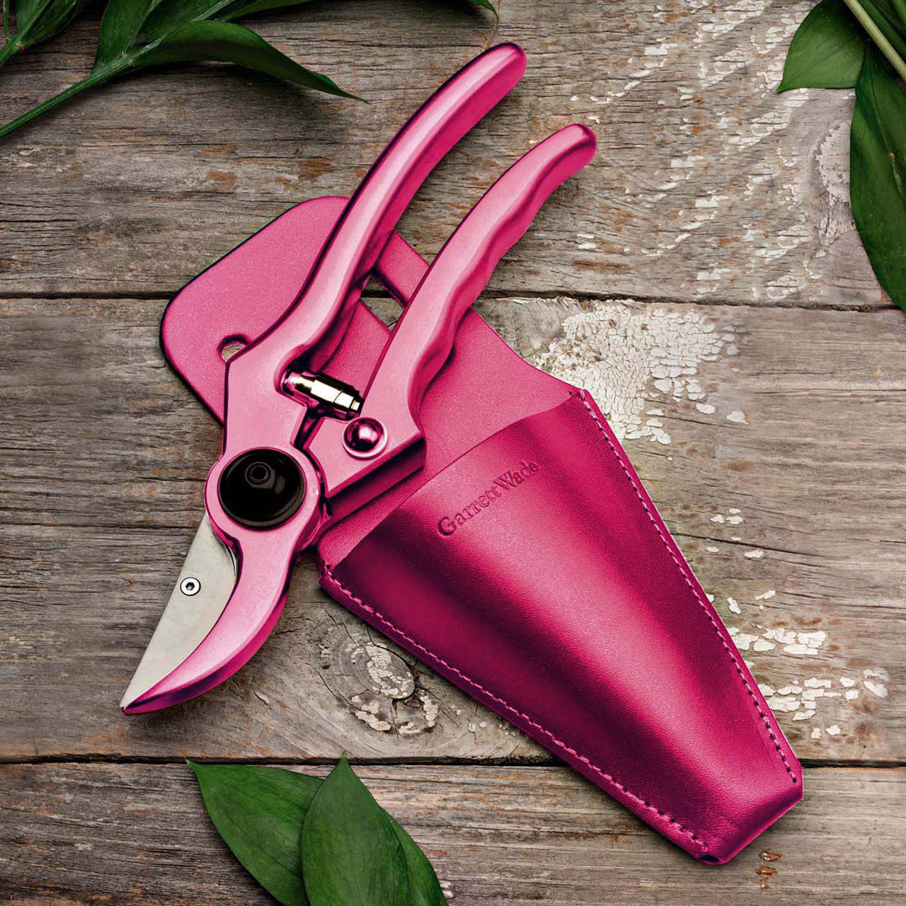 Dusty Pink Pruner
