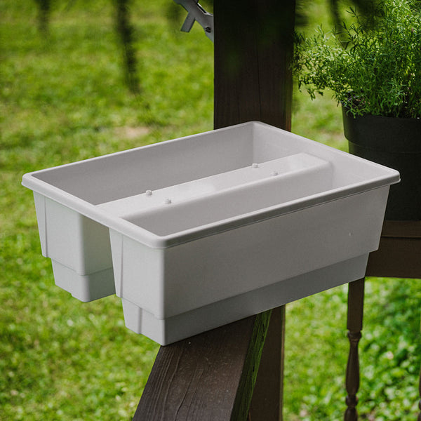 Pure Garden 20.75 in. Outdoor Plastic Railing Planter, White