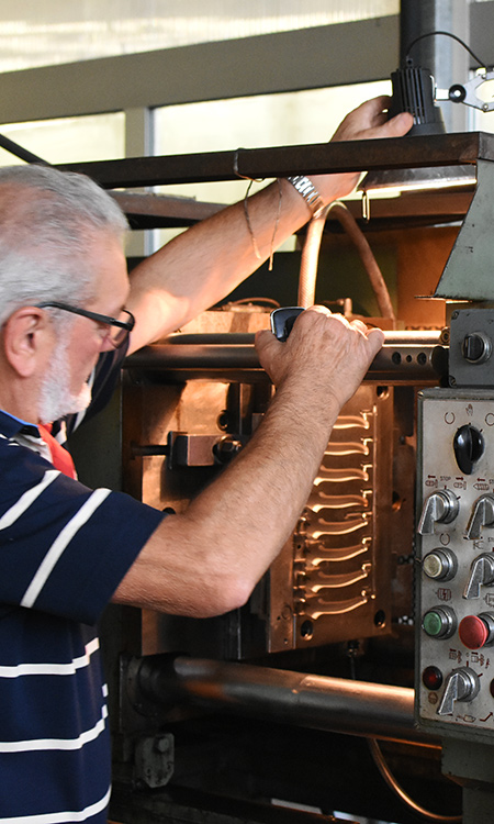 Making Italian Vine Pruners